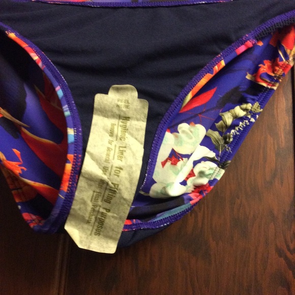 Authentic Athleta Lucia mesh bikini - Picture 7 of 8